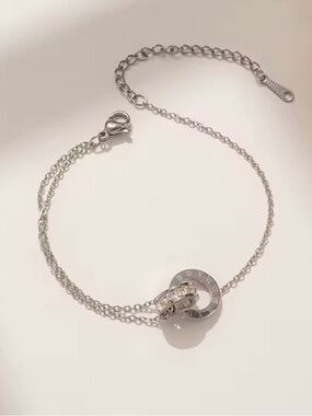 Sterling Silver Double-Chain Circle Pendant Bracelet - new